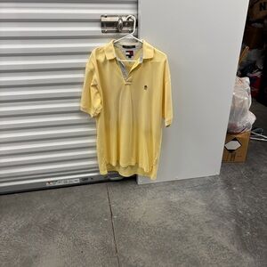 Tommy Hilfiger Yellow Pale Pastel Polo Shirt Men’s Short Sleeves High Low Hem L